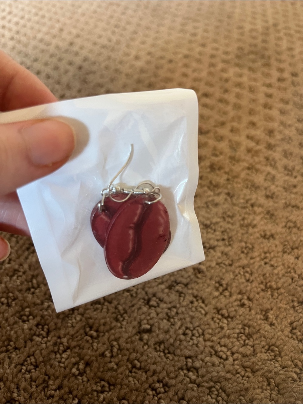 Maroon wood auburn oval drops earrings